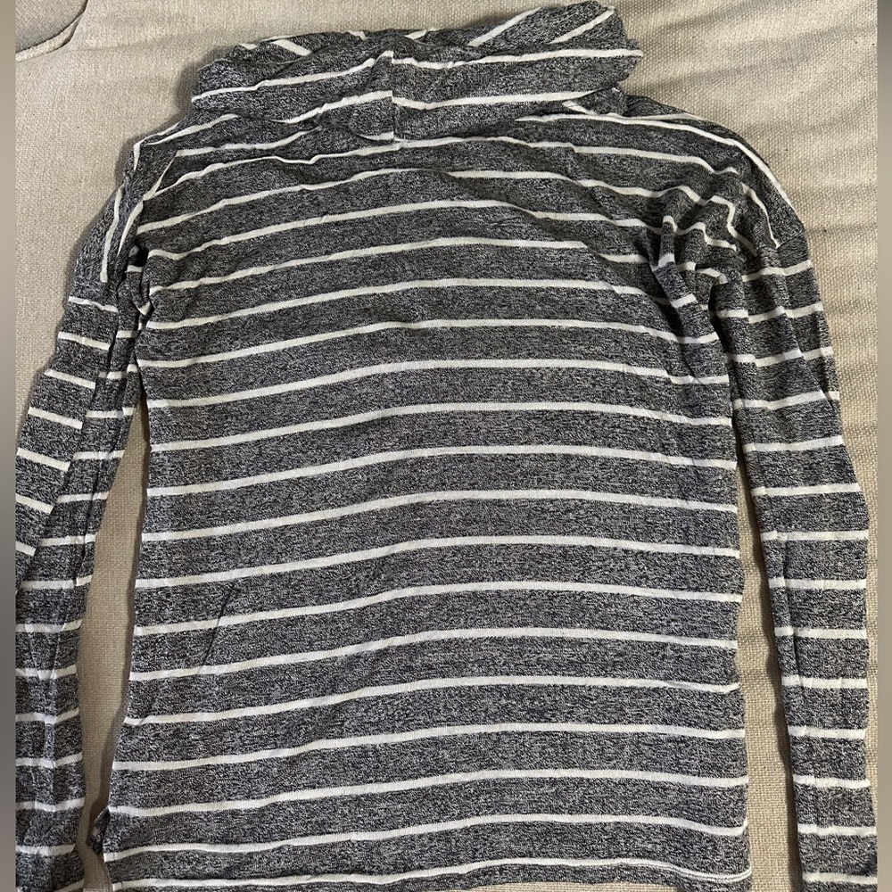 Sweater - Picture 3 of 3